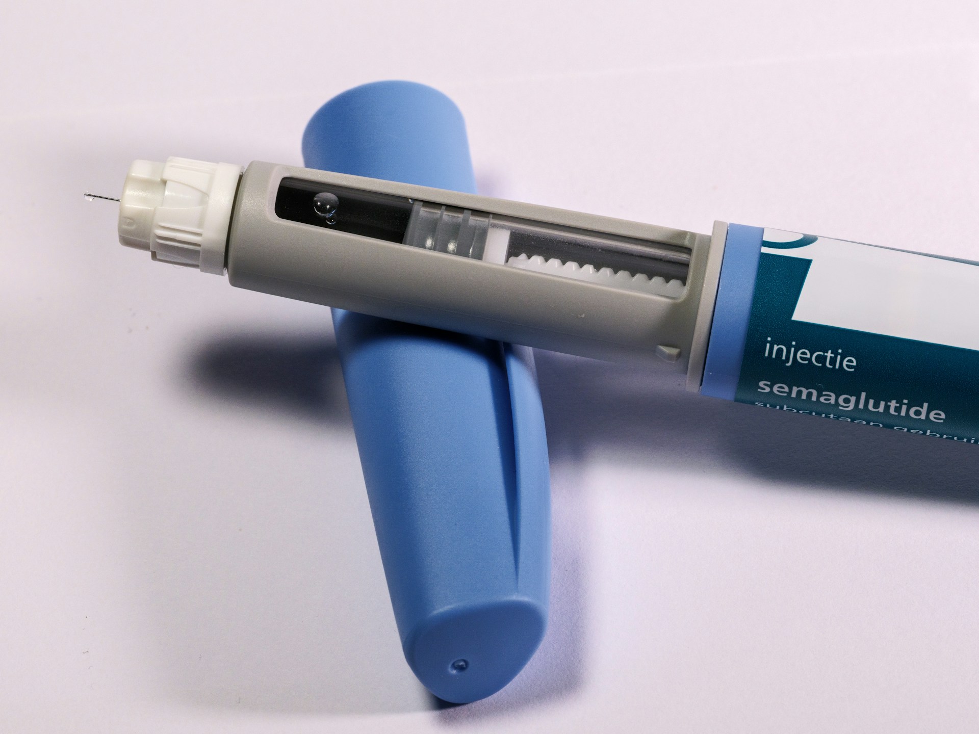 is tirzepatide more effective than semaglutide 💉 Semaglutide vs. Tirzepatide — What's the Difference? Both of these  powerful GLP-1 medications help with weight loss, but they work a little  differently 👇 🌿 Semaglutide How it works: Mimics the